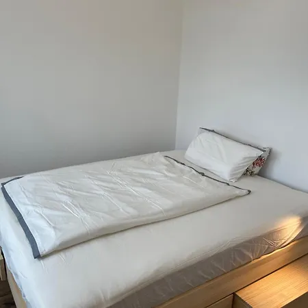 Living 7 Aparthotel *