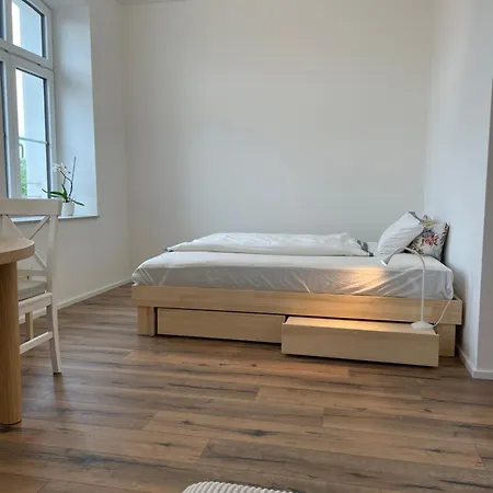 Aparthotel Living 7 *