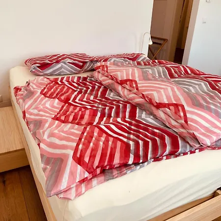 Living 7 Apartment Mit Kueche アパートホテル Neufahrn in Niederbayern